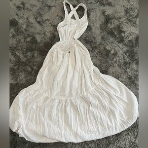 White XS Billabong, open-back, floor length summer dress. Worn once.